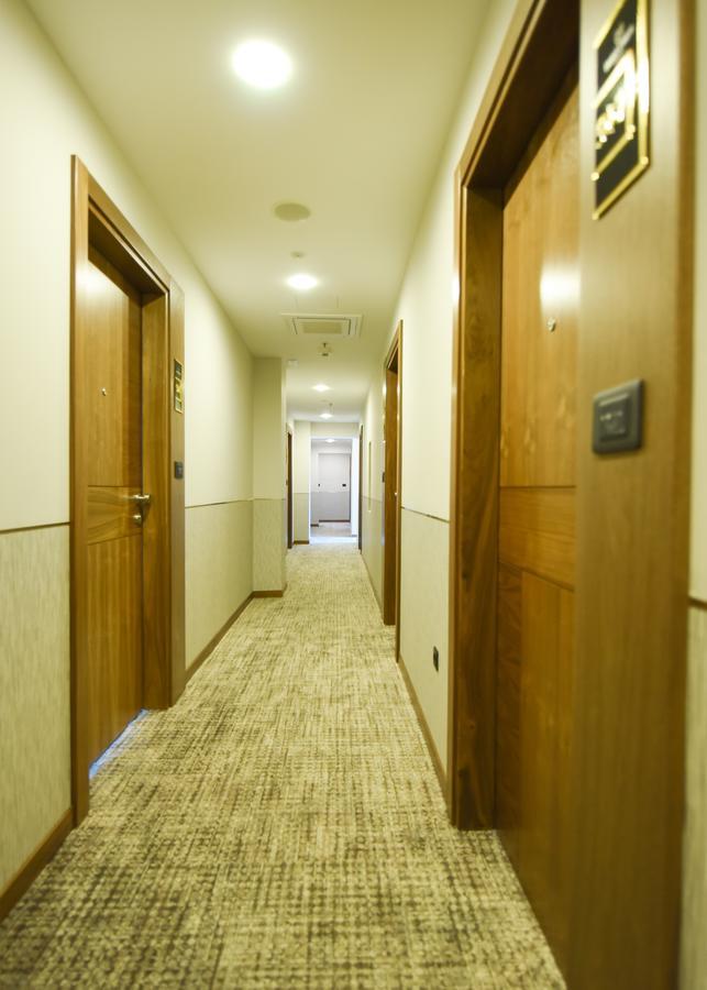 Hotel Union 포드고리차 외부 사진
